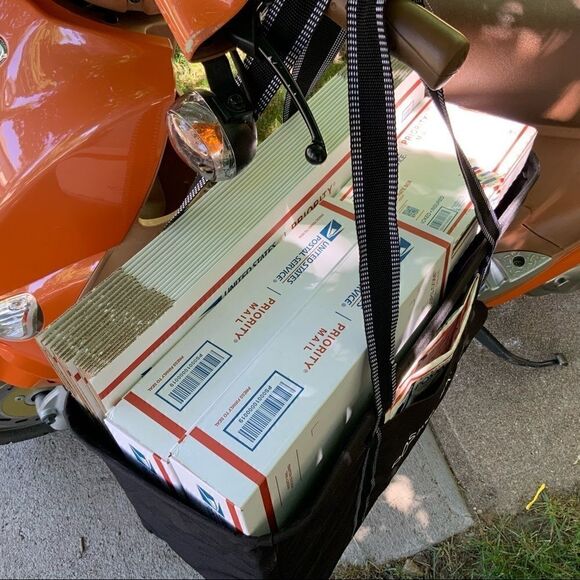 POSHMARK XXL ULTIMATE WIREFRAME UTILITY TOTE IN BLACK FABRIC COLLAPSIBLE POCKET - Picture 7 of 14